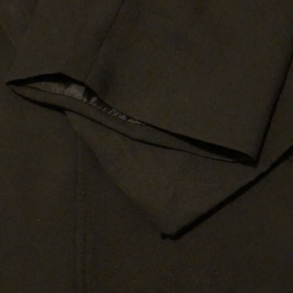 Blazer - Picture 4 of 6